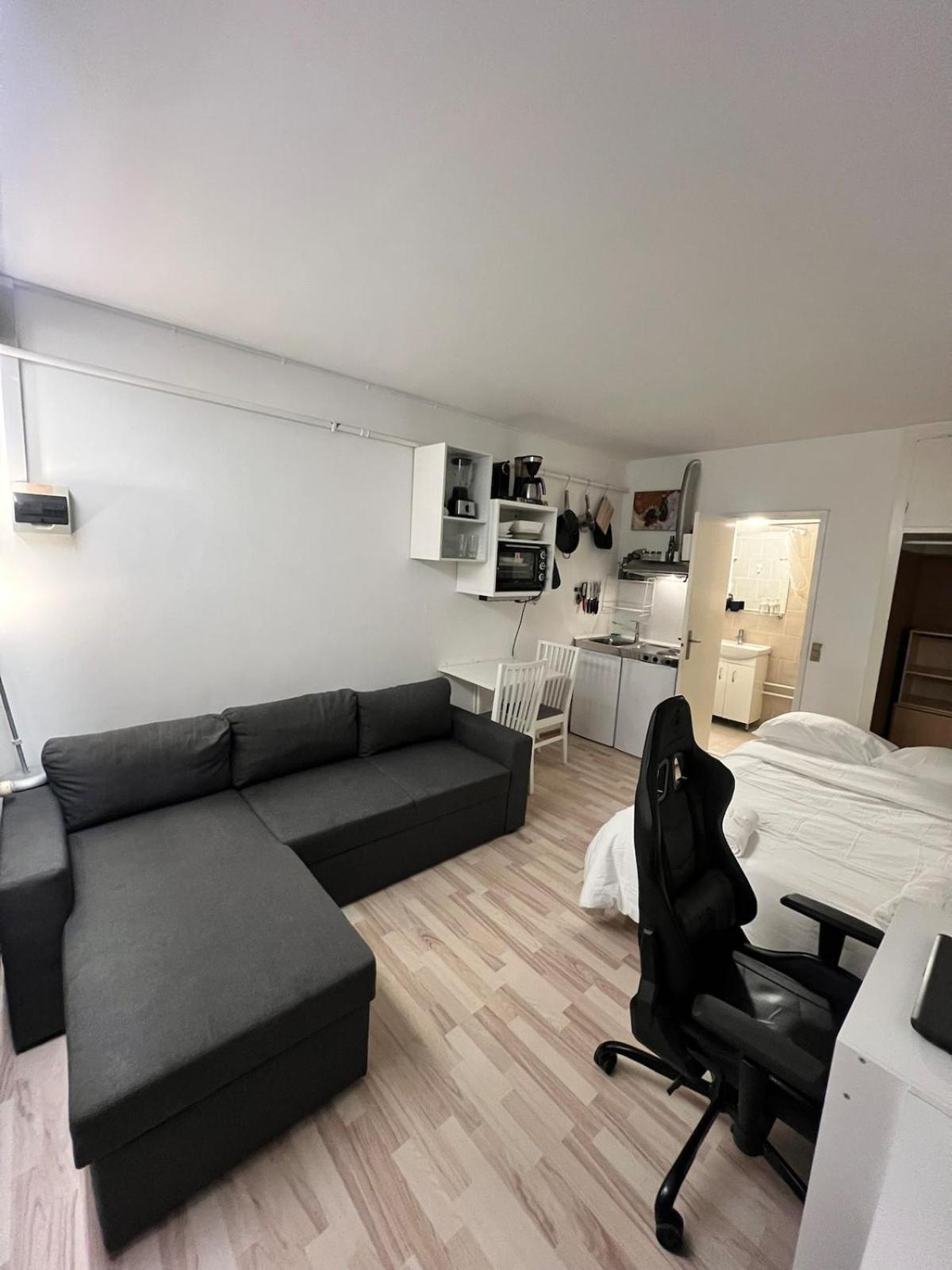 Comfort Cozy Near Airport Lejlighed *